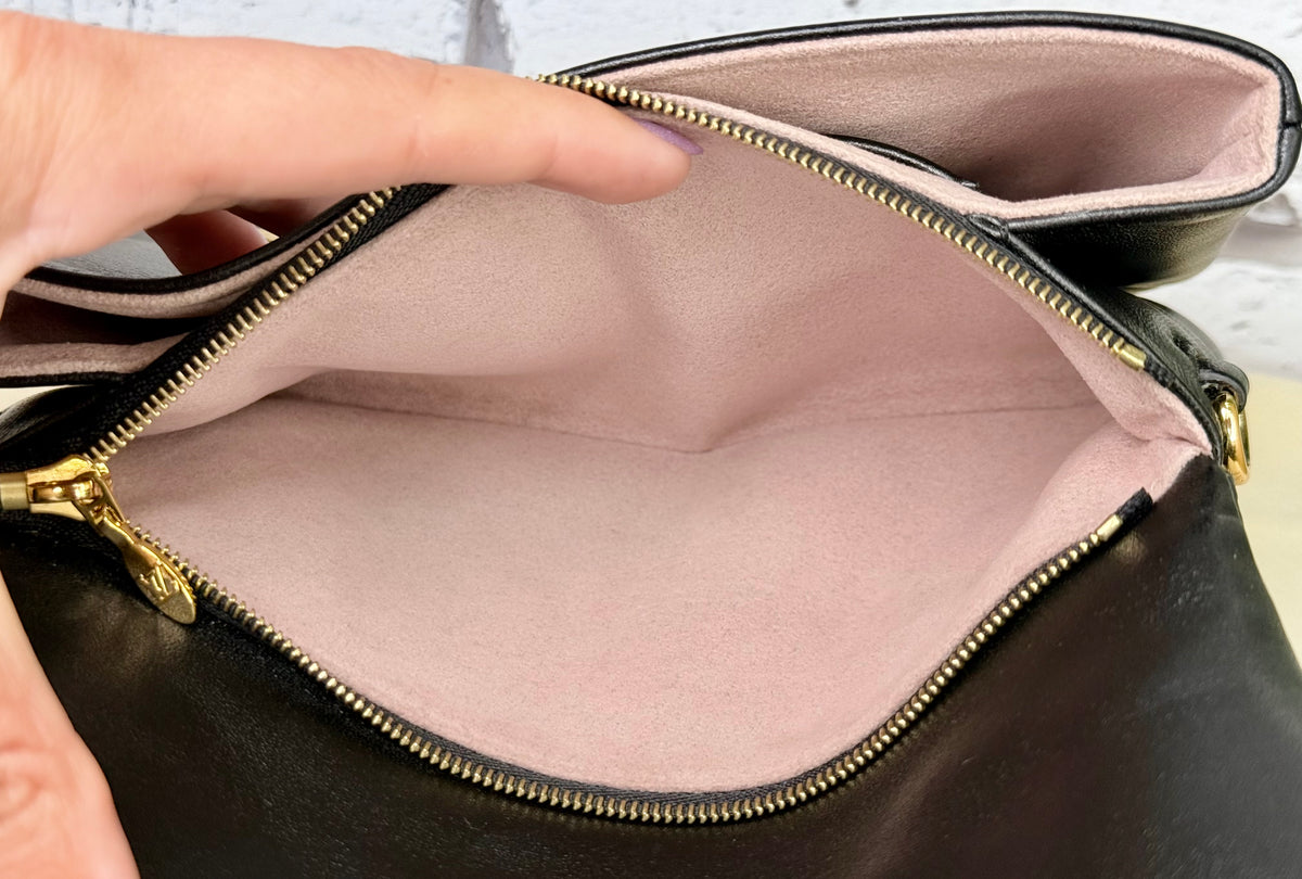 Louis Vuitton Coussin Pochette (Black) - Excellent