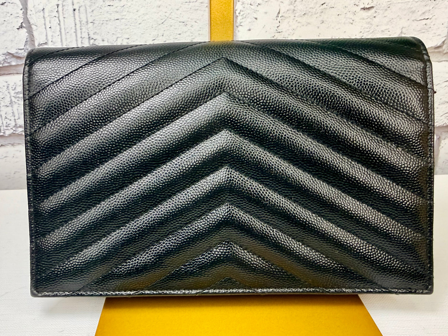 Saint Laurent Grained Leather Cassandre Wallet On Chain - Great/Excellent