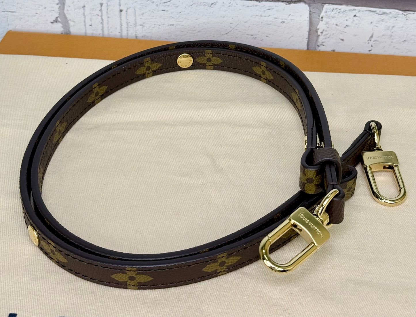 Louis Vuitton Metis East West (Monogram) - Pristine