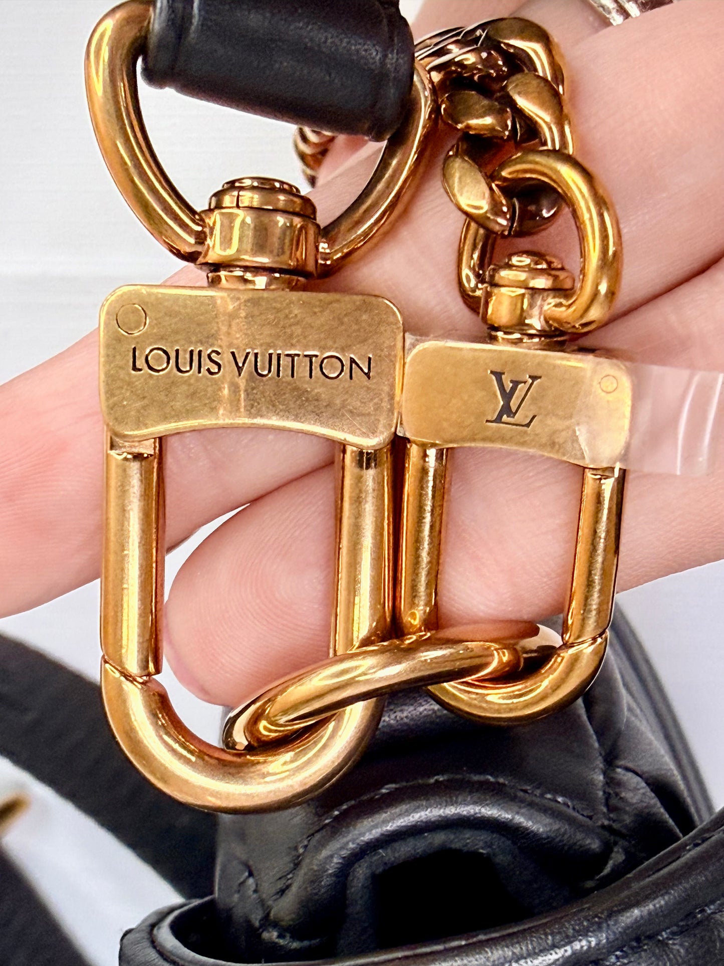 Louis Vuitton New Wave Multi Pochette (Black) - Excellent
