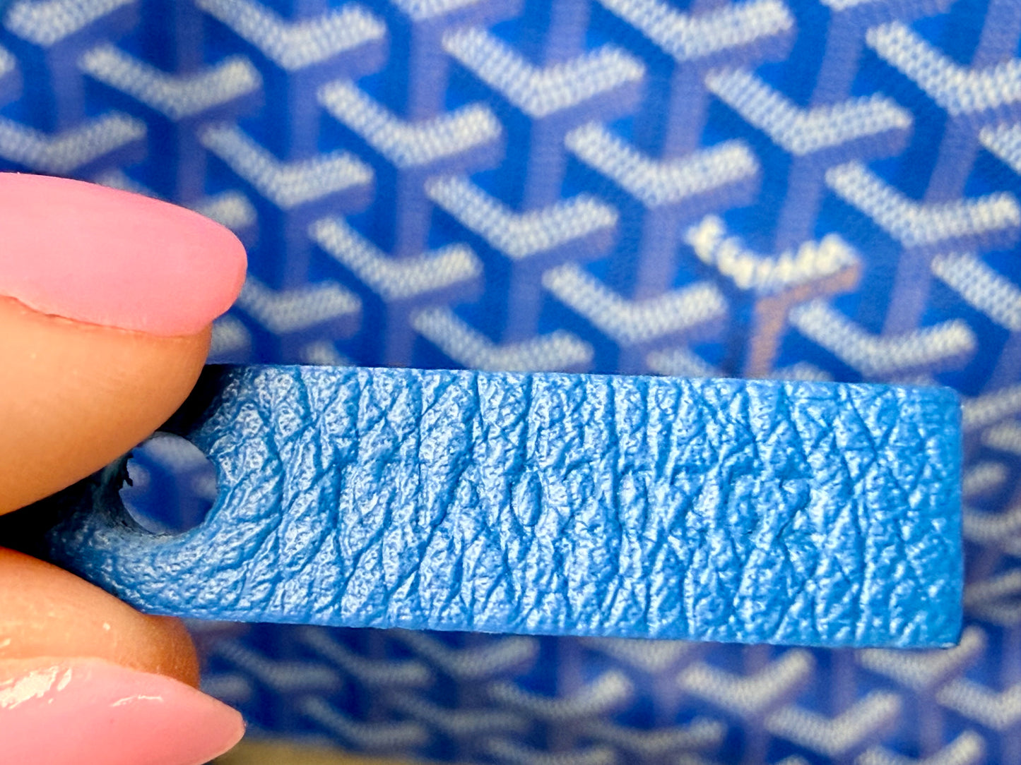 Preowned GOYARD St Louis PM Tote w/ Pouch - Sky Blue